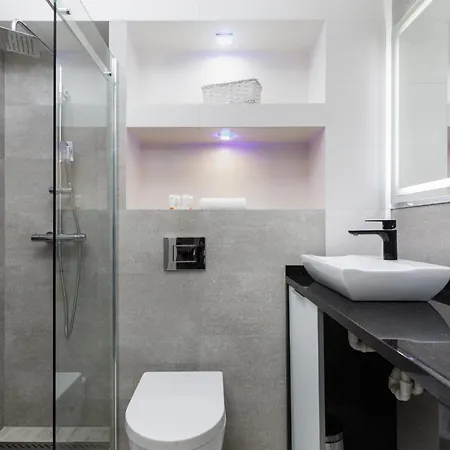 Centre Pet-friendly Koszalińska By Renters Apartman *