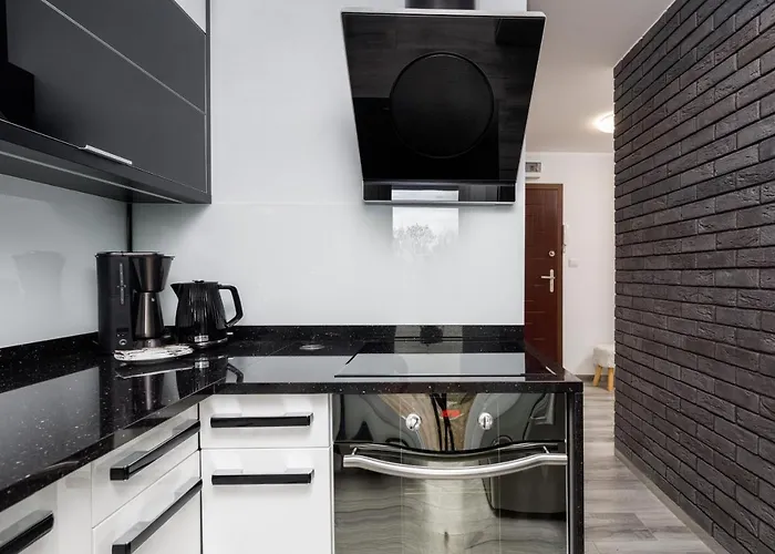 Centre Pet-friendly Koszalinska By Renters 코워브제크